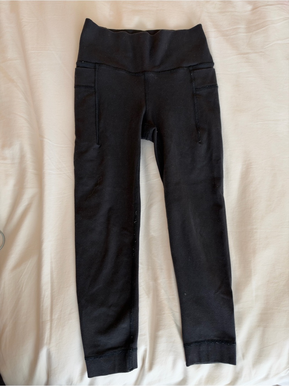 Athleta Girl Black Kids Leggings with Side Pocket Detail